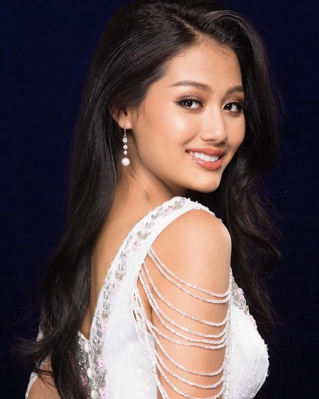 Aku ingin membawa perubahan. Aku merasa aku bisa terbuka tentang orientasiku, orang lain pun bisa melakukannya. Harapanku, orang lain bisa melihatku sama seperti lainnya, ucap Swe Zin, seperti dikutip People.  Foto: dok. Instagram @missuniversemyanmar