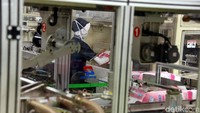 Penerapan sistem dan mesin berteknologi baru ini diharapkan dapat meningkatkan volume produksi dan meningkatkan efisiensi penyimpanan barang.