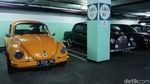 Parkiran Apartemen Tanah Abang Sesak Mobil Klasik