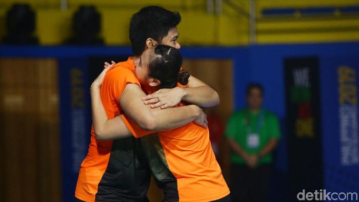 Praveen Jordan dan Melati Daeva Oktavianti meraih emas SEA Games 2019 saat tampil kurang sip. (Grandyos Zafna/detikSport) Praveen Jordan dan Melati Daeva Oktavianti meraih emas SEA Games 2019 saat tampil kurang sip. (Grandyos Zafna/detikSport)