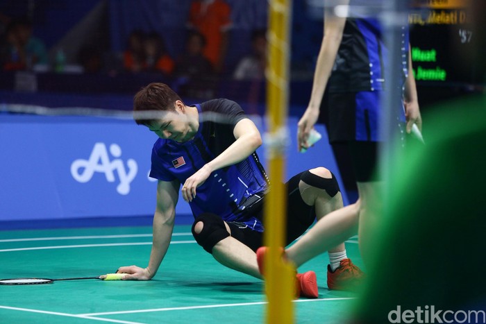 Praveen Jordan/Melati Daeva Oktavianti mengalahkan pasangan Goh Soon Huat/Shevon Jemie Lai (Malaysia) di final bulutangkis SEA Games 2019. Mereka pun meraih medali emas.