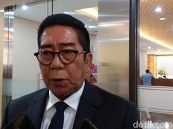 Henry Yoso Mundur Jadi Pengacara Irjen Teddy Minahasa Sejak 2 Hari Lalu