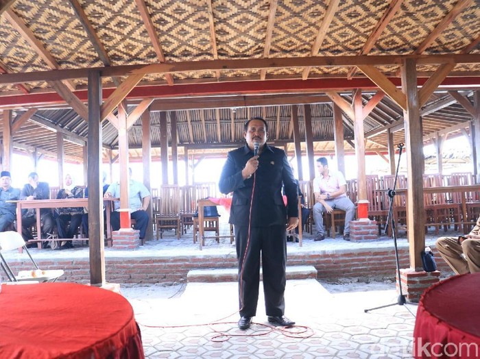 Bupati Pangandaran Jeje Wiradinata