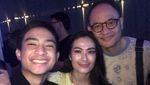 Momen Mesra Iis Dahlia dan Sang Suami