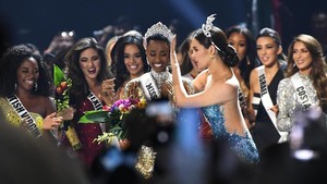 Momen Afrika Selatan Raih Mahkota Miss Universe 2019