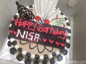 Toko Kue Tolak Tulisan Birthday hingga Makanan Mengandung Plastik