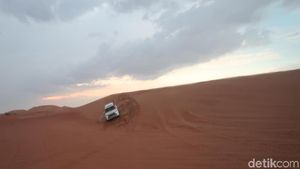 Foto Gurun Dubai dalam Safari Desert