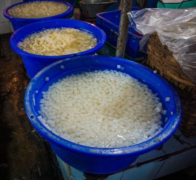 Ini 5 Makanan Mengandung Plastik yang Bikin Heboh