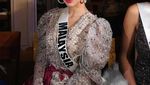 Pesona Shweta Sekhon, Miss Universe Malaysia Saat Ngopi dan Makan Salad