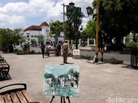 Saat Ratusan Seniman Melukis di Titik Nol Kilometer Yogyakarta