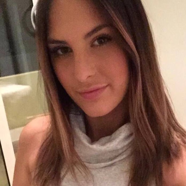 Model cantik Monique Marina Agostino jadi sensasi setelah ketahuan merampok empat toko hanya dalam waktu satu jam. Ia pun dijatuhi hukuman 24 bulan penjara. Foto: Facebook