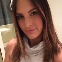 Model cantik Monique Marina Agostino jadi sensasi setelah ketahuan merampok empat toko hanya dalam waktu satu jam. Ia pun dijatuhi hukuman 24 bulan penjara. Foto: Facebook