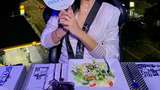 Pesona Shweta Sekhon, Miss Universe Malaysia Saat Ngopi dan Makan Salad