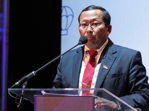 Kemenhub Bicara Pentingnya Transportasi Ramah Lingkungan di Hungaria