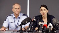 Perdana Menteri (PM) Jacinda Ardern memberikan keterangan pers terkait erupsi Gunung Api yang berada di Pulau Putih. Mark Baker/AP Photo.