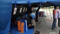 Dinas Sosial ikut membuka posko.