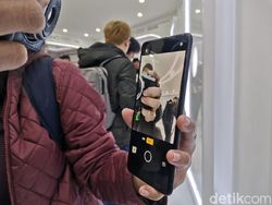 Canggih! Ini Dia Ponsel Oppo dengan Kamera di Dalam Layar