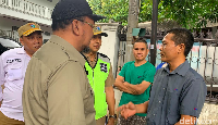 Warga bingung ditagih pajak mobil mewah