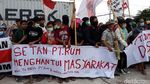 Tabuh Kentongan, Warga Tuntut PT RUM Tutup