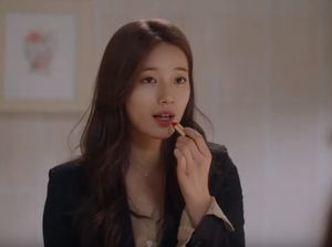 6 Cara Menipiskan Bibir dengan Trik Makeup