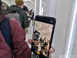 Canggih! Ini Dia Ponsel Oppo dengan Kamera di Dalam Layar