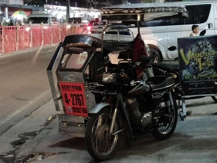Tricycle bisa diandalkan untuk menuju venue SEA Games 2019 di New Clark City. (Foto: Mercy Raya) Tricycle bisa diandalkan untuk menuju venue SEA Games 2019 di New Clark City. (Foto: Mercy Raya)