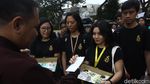 5.000 Kartu Pos Suarakan Aspirasi HAM di Indonesia