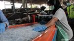 Melihat Proses Daur Ulang Botol Plastik Air Kemasan