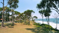 Warga setempat berharap, Batu Hiu akan mendapatkan sentuhan penataan layaknya pantai Pangandaran. Kawasan Pantai Batu Hiu sendiri menyuguhkan potensi wisata yang tak kalah menarik (Faizal Amiruddin/detikcom)