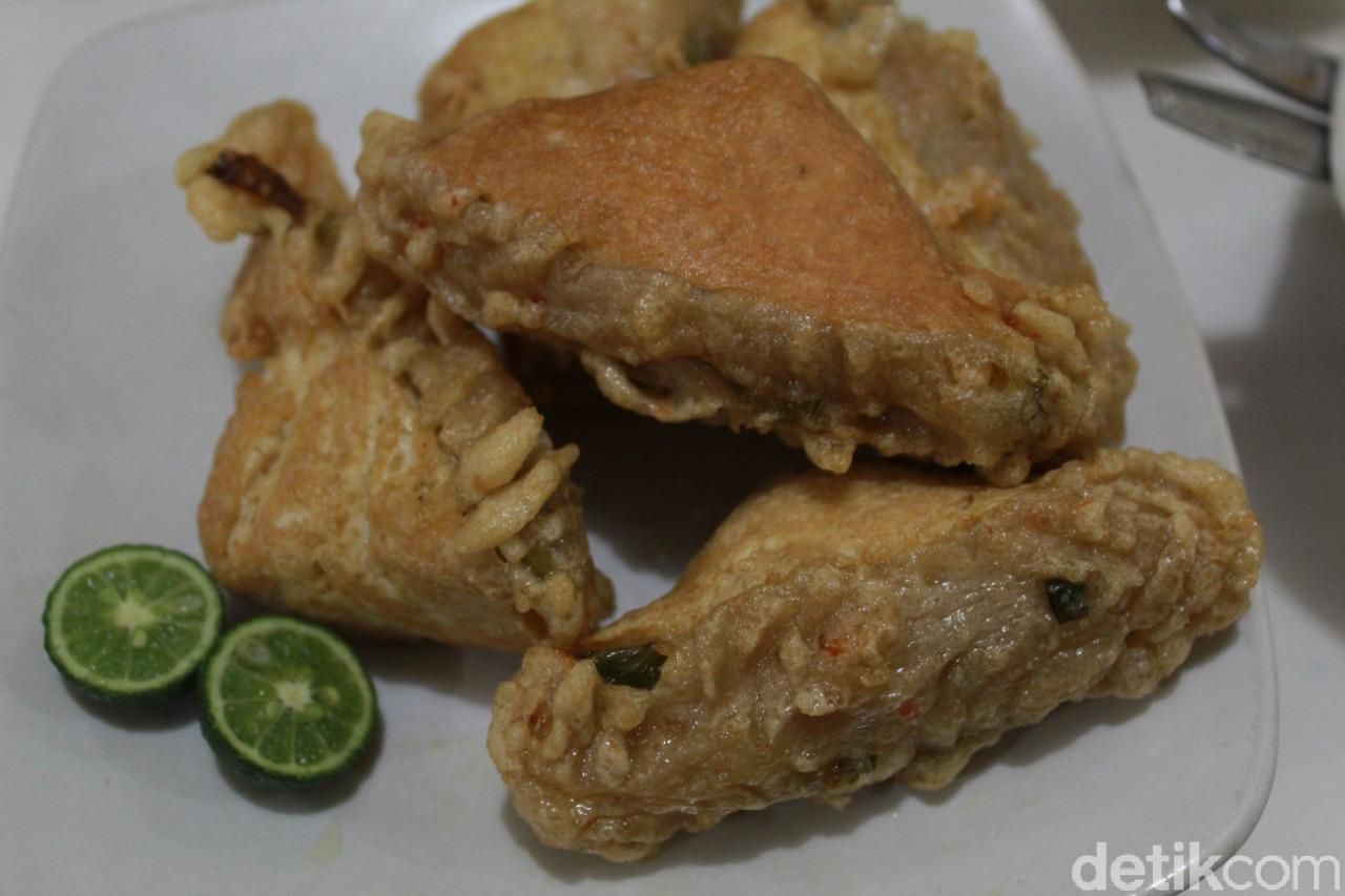 Batagor enak di Bandung