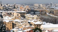 Kunjungilah museum-museum ini, seperti Galeri Uffizi (tempatnya Birth of Venus karya Sandro Botticelli) dan Galeri Accademia (tempat patung Michelangelo David), Museo dellOpera del Duomo (bagian dari Katedral Florence yang terkenal), dan Palazzo Strozzi (dengan beragam koleksi seni kontemporernya) (Foto: CNN)
