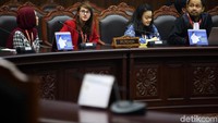 Akibatnya, politikus PSI Tsamara Amany dan Faldo Maldani tak bisa maju di Pilkada 2020.
