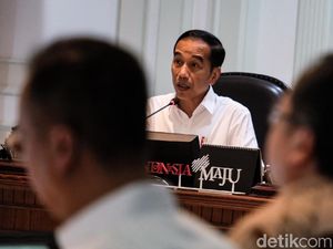 Jelang Libur Nataru, Jokowi Minta Harga Pangan Stabil