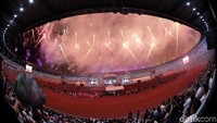 Pesta kembang api menandai ditutupnya SEA Games 2019.