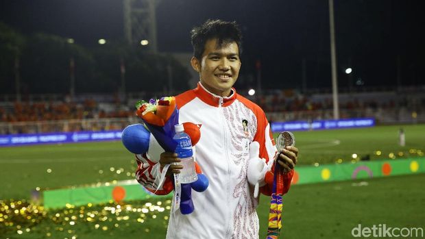 Witan Sulaeman meraih perunggu bersama Timnas Indonesia di SEA Games 2019 Filipina. 