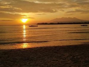 Syahdunya Matahari Pagi di Gili Trawangan