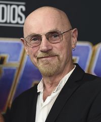 Trump Jadi Thanos, Sang Kreator Emosi!