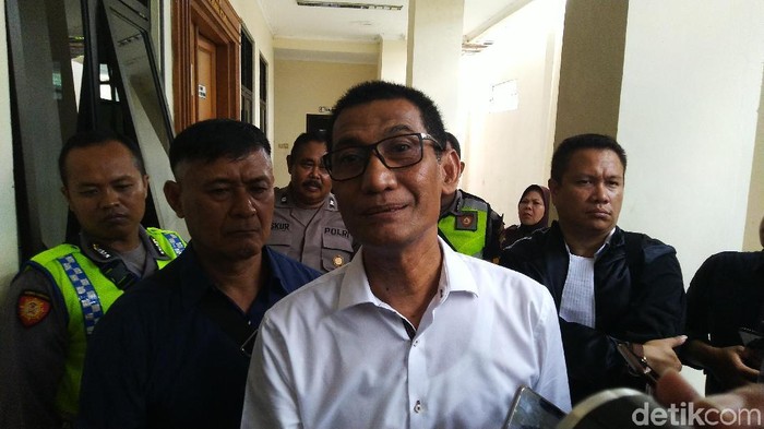 Sidang dakwaan Bupati M Tamzil