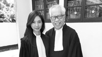 Setelah vakum dari dunia entertainment, Nadia Saphira fokus menjadi pengacara dan magang di kantor milik OC Kaligis. Dok. Instagram/nadsap