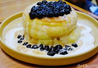 Sore Ini Enaknya Ngemil Fluffy Pancake Jepang yang Lembut Mantul