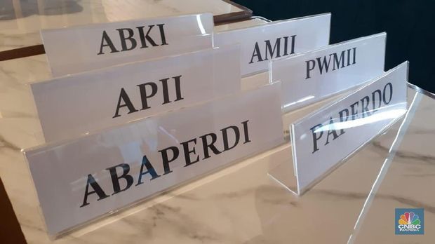 Reksa Dana Tumbuh, Dampak Bersih-bersih OJK Tidak Sistemik