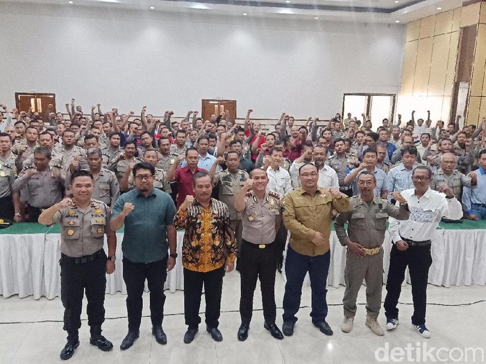 Polisi Kota Kediri Pelatihan Pengamanan Antisipasi Gangguan Pemilu 2020