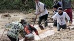 Ratusan TNI-Polri Bersihkan Danau Lumpur di Bandung Barat