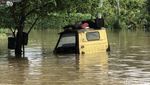 Korban Banjir di Kabupaten Lima Puluh Kota Dievakuasi