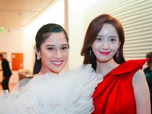 Kecantikannya Dibandingkan Yoona SNSD, Dian Sastro Bersuara