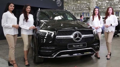 SUV Mercedes-Benz Rakitan Bogor