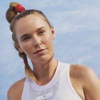 Caroline Wozniacki adalah petenis kelahiran Denmark 11 Juli 1990. Bintang tenis itu sempat menjadi petenis putri nomor satu dunia, menggeser petenis Amerika Serena Williams.  Foto: dok. Sports Illustrated, Instagram