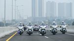 Saat Jokowi Cek Langsung Jalan Tol Jakarta-Cikampek