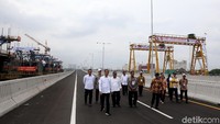 Jokowi menargetkan proyek LRT dan kereta cepat Jakarta-Bandung rampung akhir tahun 2021. Jokowi berharap adanya integrasi antar-moda.