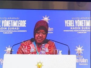 Di Turki, Risma Cerita Pengalaman saat Tutup Lokalisasi Dolly